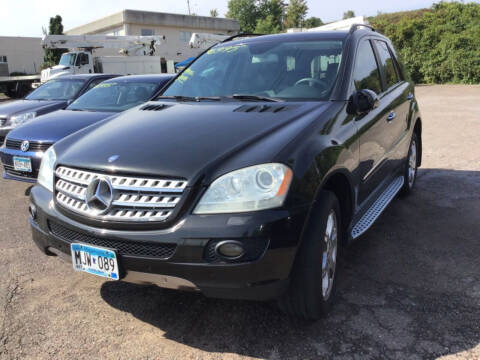 2008 Mercedes-Benz M-Class for sale at Sparkle Auto Sales in Maplewood MN