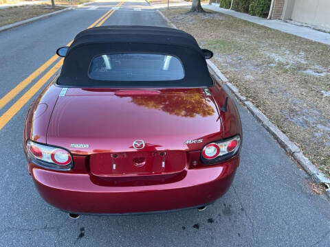 2006 Mazda MX-5 Miata