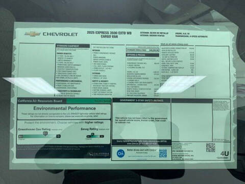 2025 Chevrolet Express 3500