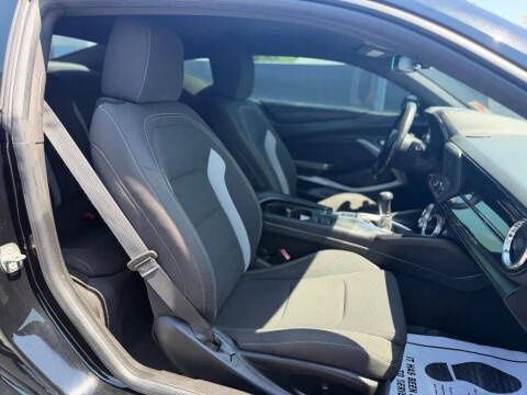2018 Chevrolet Camaro LS