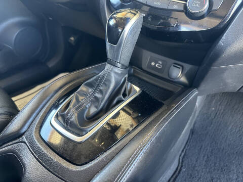 2018 Nissan Rogue SL