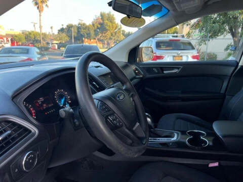 2017 Ford Edge SE