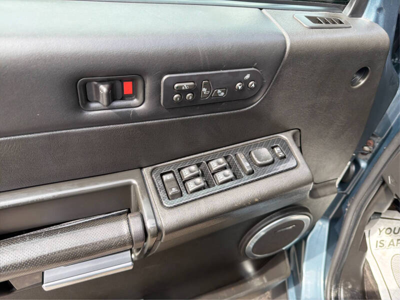 2005 HUMMER H2