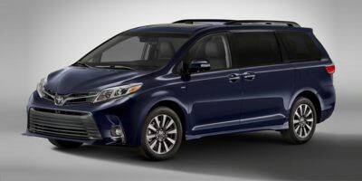 2020 Toyota Sienna for sale at HILLSIDE AUTO MALL INC in Jamaica NY