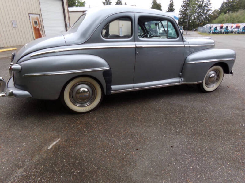 1948 Ford Deluxe