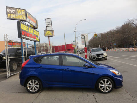 2014 Hyundai Accent SE