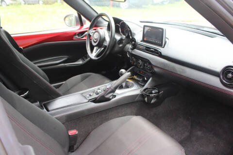 2016 Mazda MX-5 Miata Club