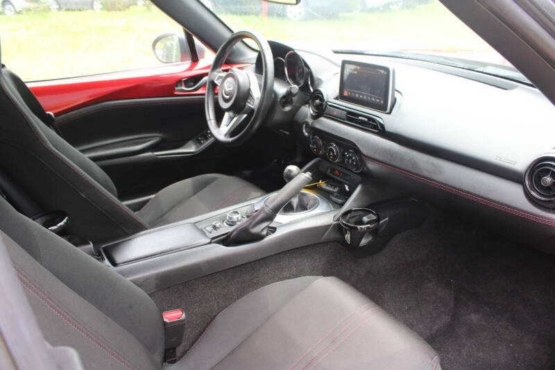 2016 Mazda MX-5 Miata Club