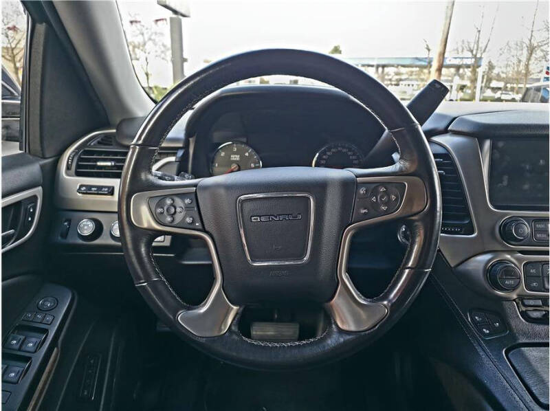 2018 GMC Yukon XL Denali