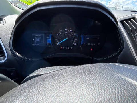 2022 Ford Edge SE