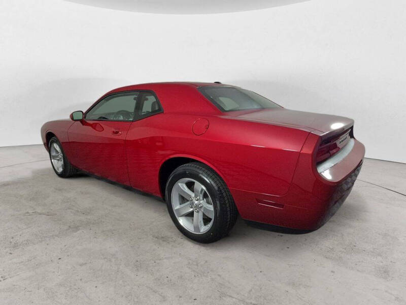 2009 Dodge Challenger SE