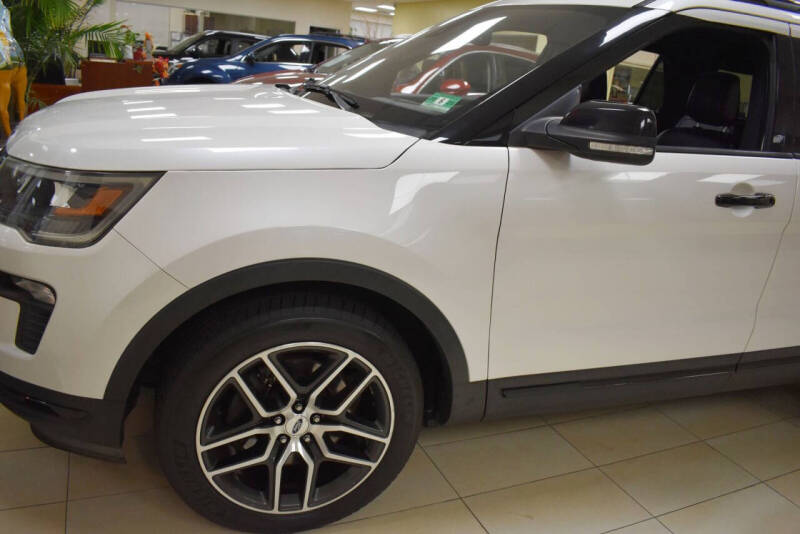 2018 Ford Explorer Sport