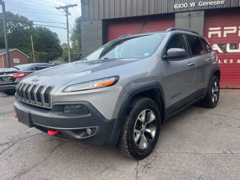 2016 Jeep Cherokee for sale at Apple Auto Sales Inc in Camillus NY