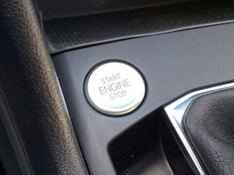 2022 Volkswagen Taos SE 4Motion