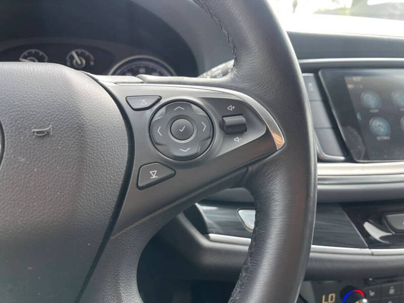 2019 Buick Enclave Essence