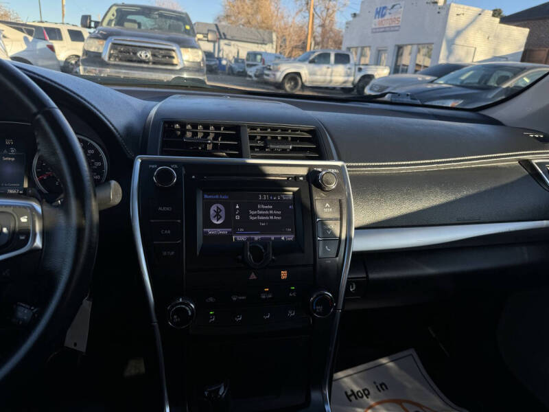 2016 Toyota Camry SE