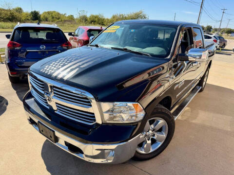 2017 RAM 1500 SLT