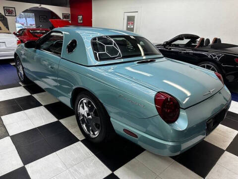 2002 Ford Thunderbird Deluxe