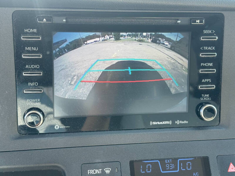 2018 Toyota Sienna LE 8-Passenger