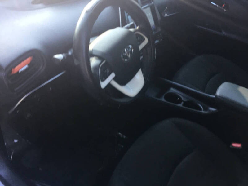 2018 Toyota Prius One
