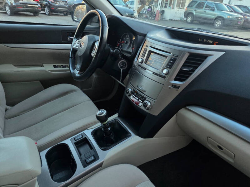 2014 Subaru Outback 2.5i Premium