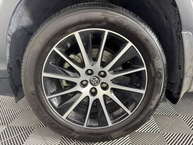 2017 Toyota Highlander