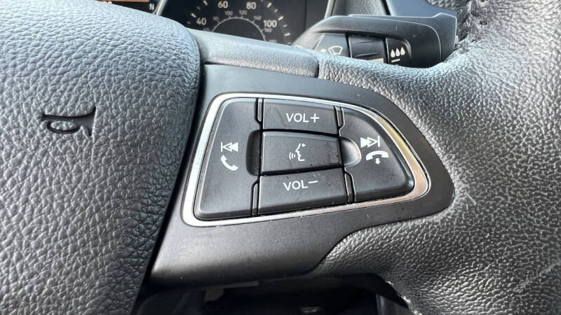 2017 Ford Focus Titanium