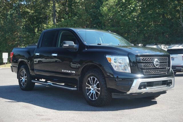 2020 Nissan Titan SV