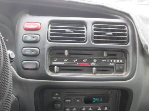 2003 Chevrolet Tracker