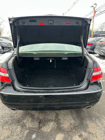 2011 Mercedes-Benz E-Class