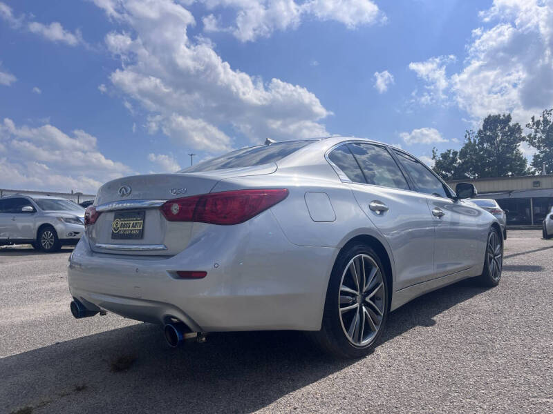 2015 Infiniti Q50 Premium