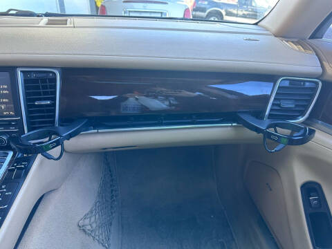 2011 Porsche Panamera