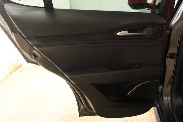 2022 Alfa Romeo Stelvio Sprint