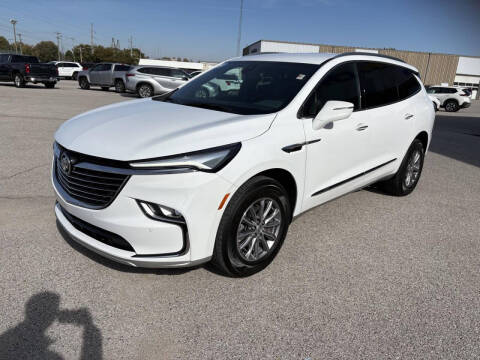 2023 Buick Enclave Essence