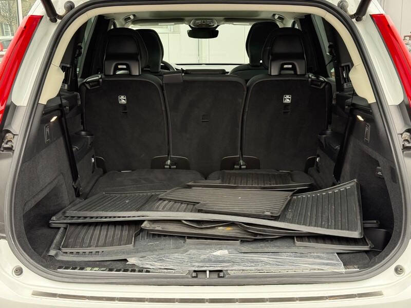 2023 Volvo XC90 B5 Plus Bright Theme