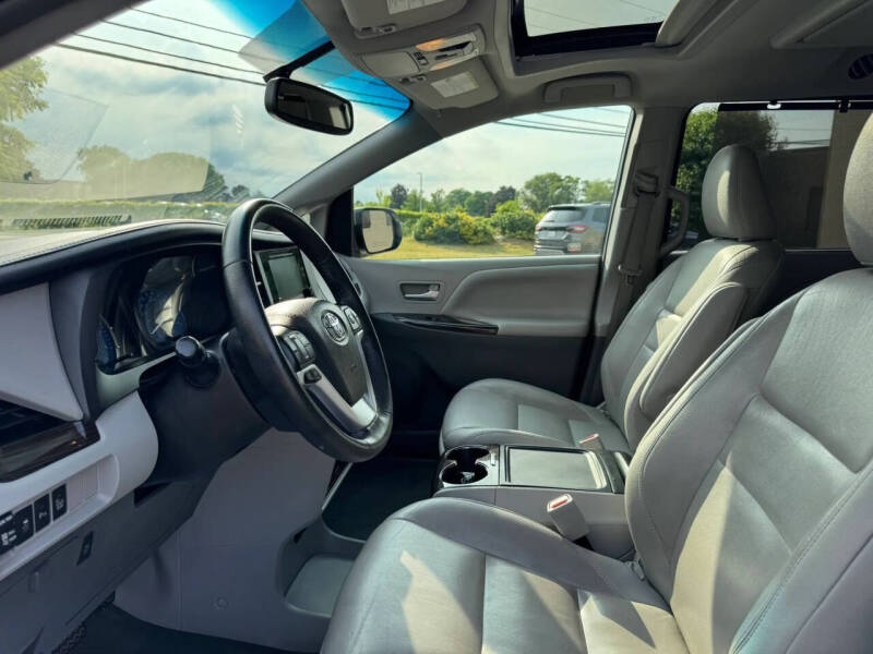 2017 Toyota Sienna