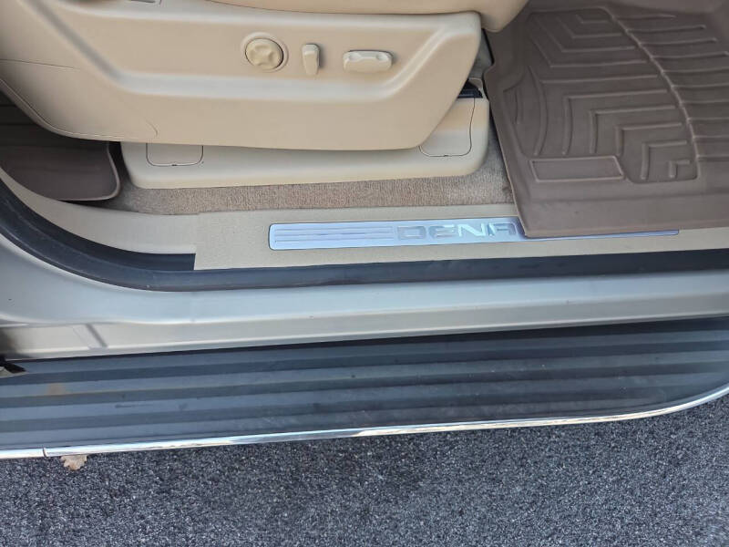 2009 GMC Yukon Denali