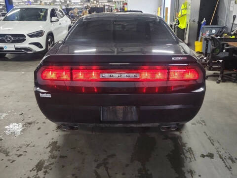 2009 Dodge Challenger SRT8