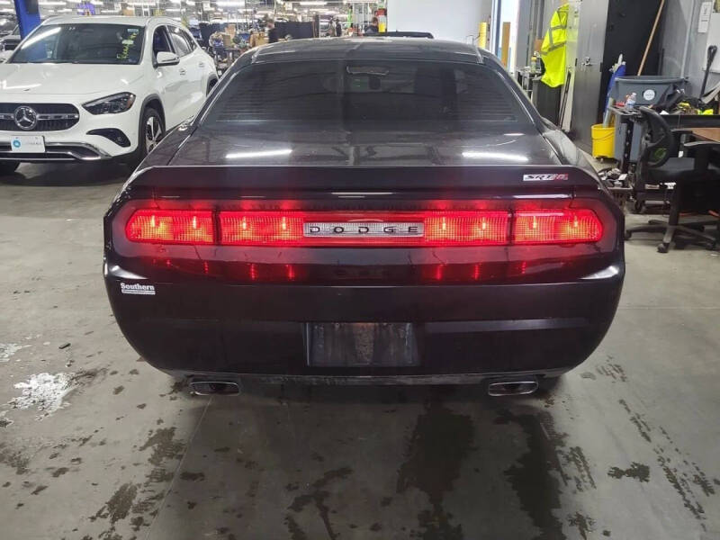 2009 Dodge Challenger SRT8