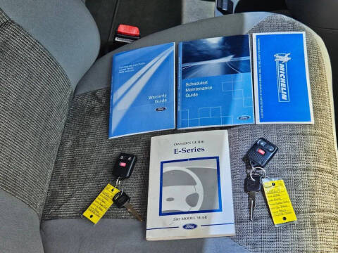 2003 Ford E-Series E-350 SD XLT