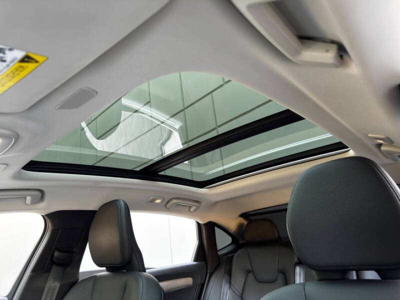 2023 Volvo S90 B6 Plus