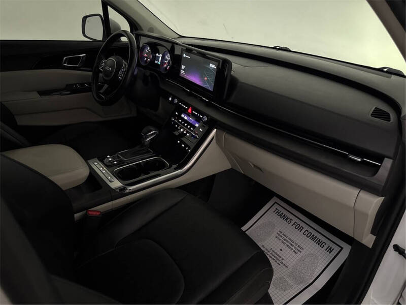 2022 Kia Carnival EX