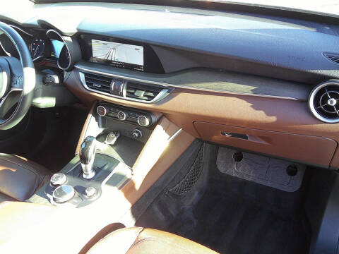 2018 Alfa Romeo Stelvio Ti