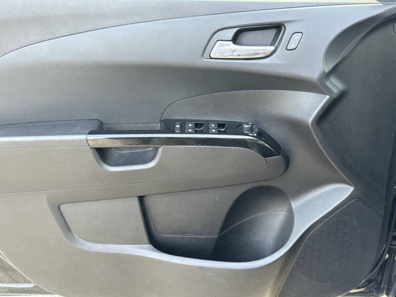 2015 Chevrolet Sonic RS Manual