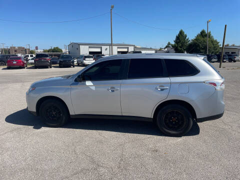 2014 Mitsubishi Outlander for sale at BUZZZ MOTORS in Moore OK