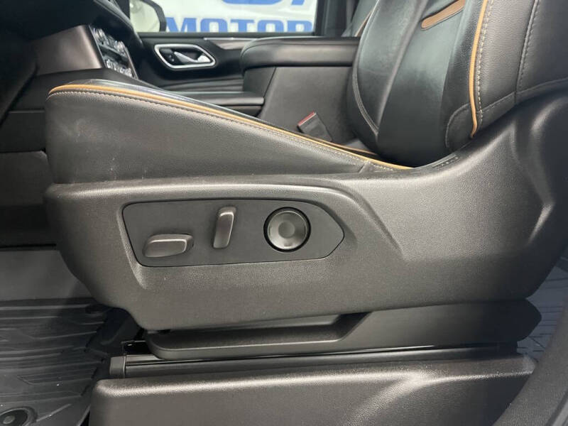 2021 GMC Yukon XL AT4