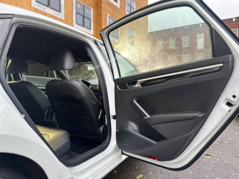 2018 Volkswagen Passat V6 GT