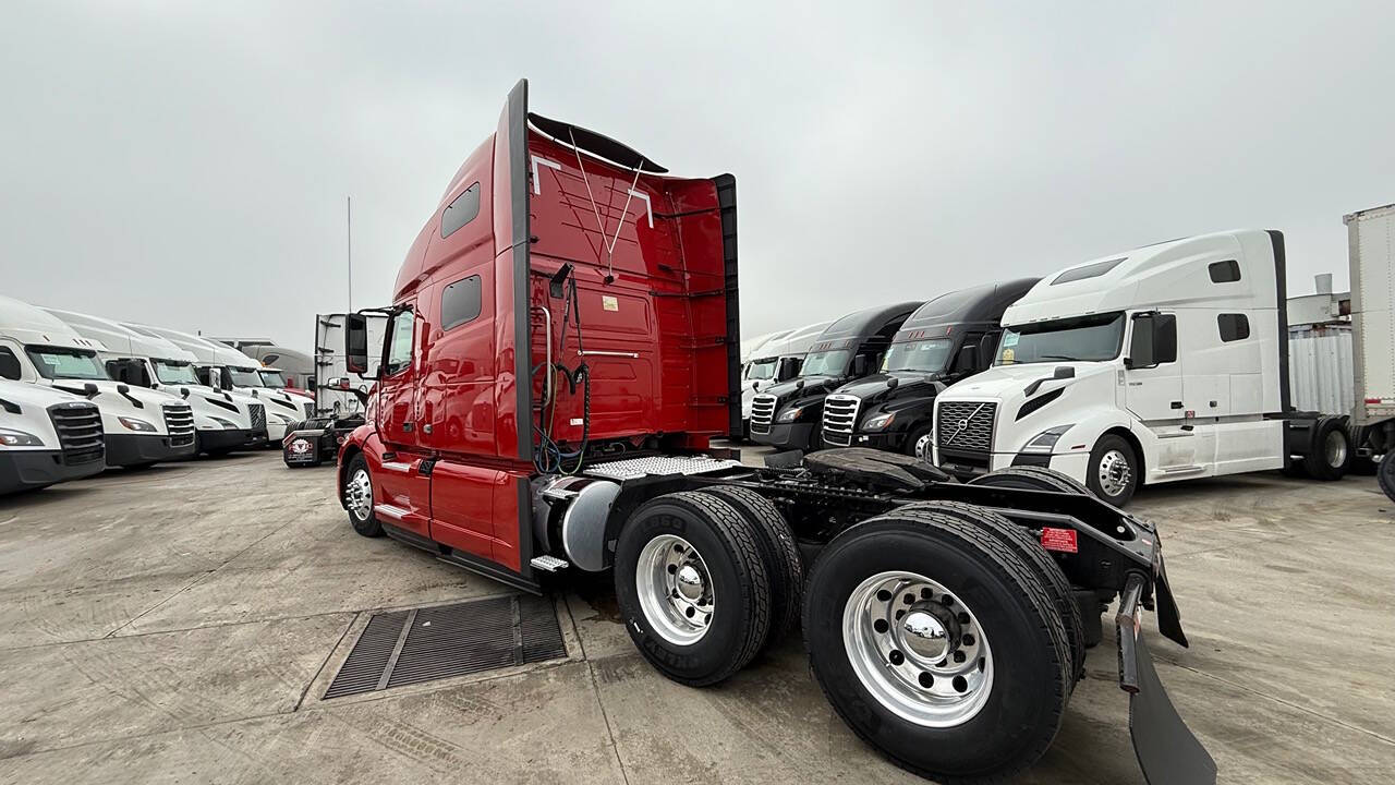 2021 Volvo VNL for sale at KING TRUCK TRAILER SALES in Bakersfield, CA