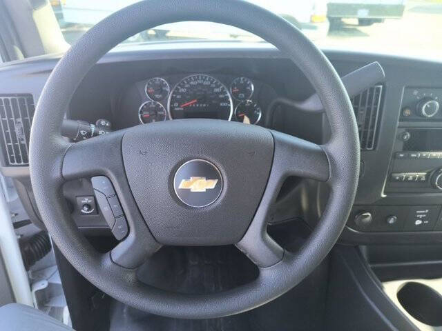 2026 Chevrolet Express 2500