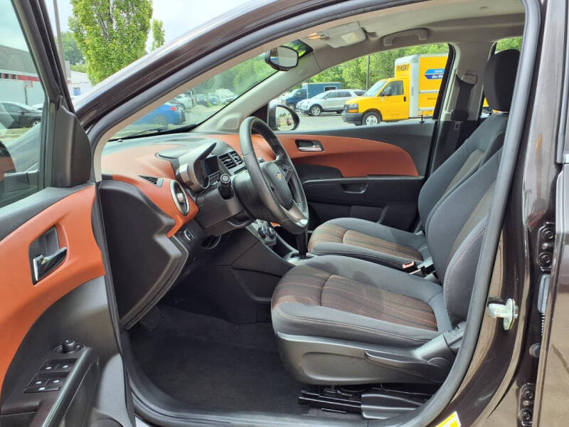 2013 Chevrolet Sonic LT Auto